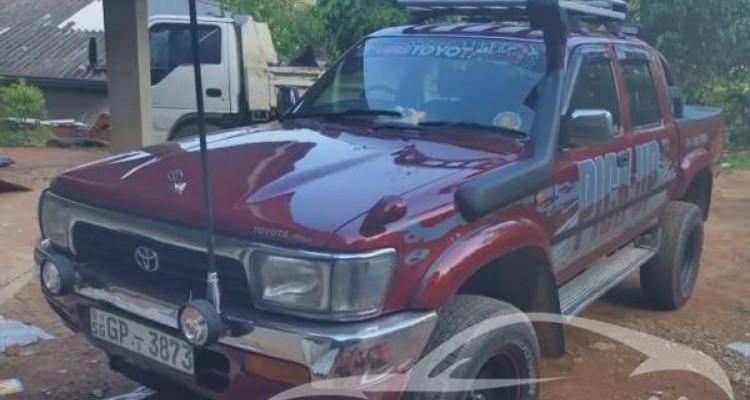 TOYOTA HILUX 107 1995