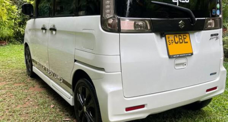SUZUKI SPACIA 2017