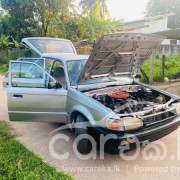 MAZDA FAMILIA 323 1985