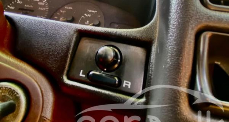NISSAN SUNNY SB13 1990
