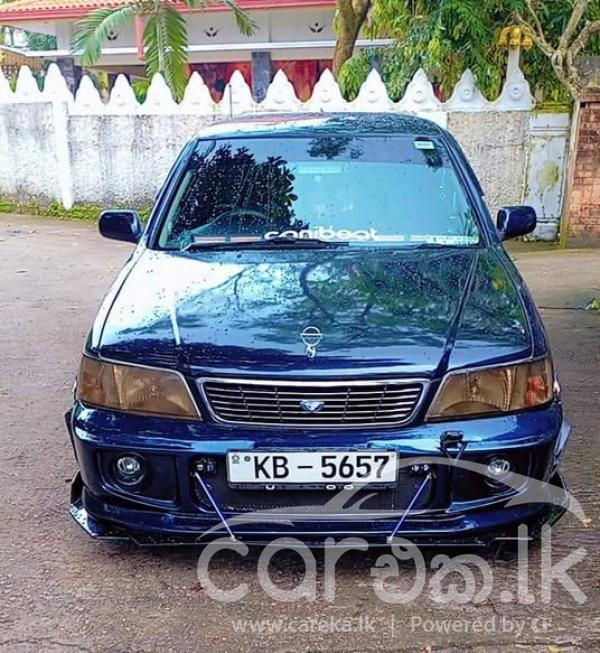 NISSAN BLUEBIRD 2000
