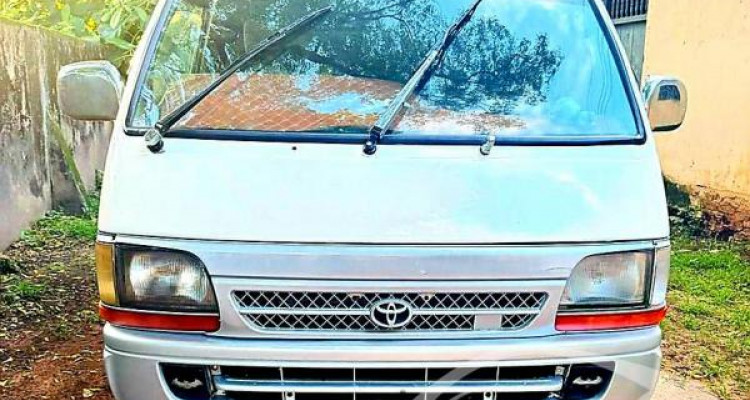 TOYOTA HIACE 1991