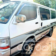 TOYOTA HIACE 1991