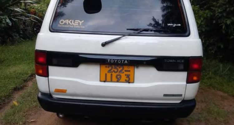 TOYOTA TOWNACE CR27 1993