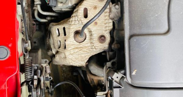 TOYOTA VITZ 2005