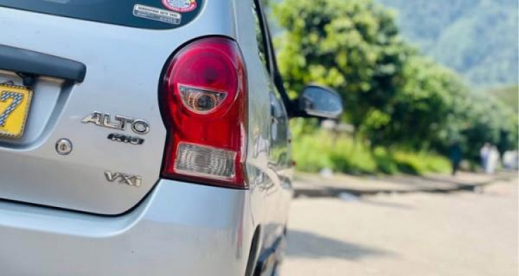 SUZUKI ALTO K10 2012