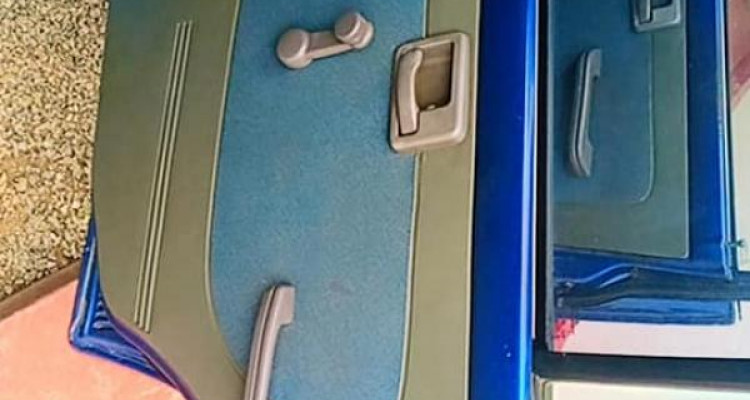 SUZUKI MARUTI 800 2005