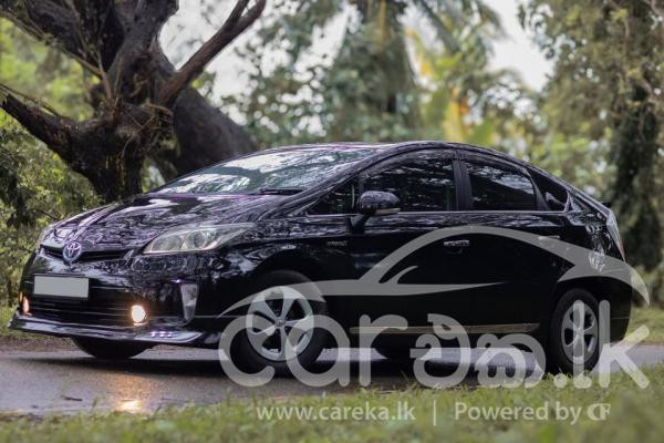 TOYOTA PRIUS 2013