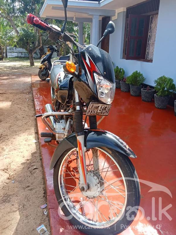 BAJAJ CT100 2005