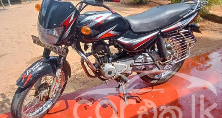 BAJAJ CT100 2005