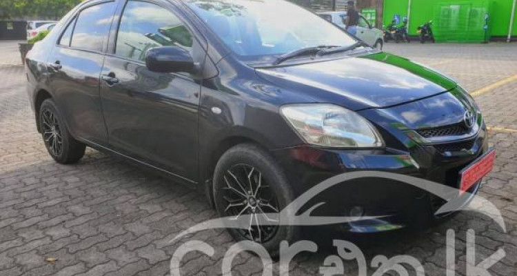 TOYOTA YARIS 2006