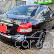 TOYOTA YARIS 2006
