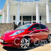 NISSAN LEAF 2014