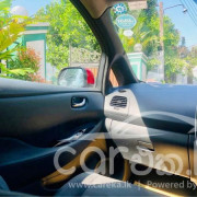 NISSAN LEAF 2014