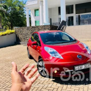 NISSAN LEAF 2014