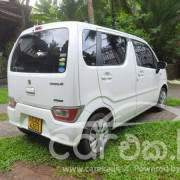 SUZUKI WAGON R 2017