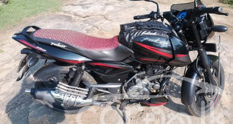 BAJAJ PULSAR 150 2020