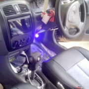 MAZDA 323 2000