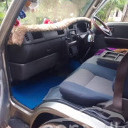 NISSAN CARAVAN 1997
