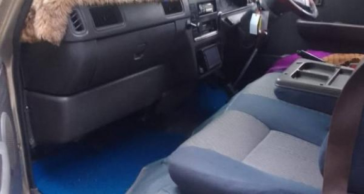 NISSAN CARAVAN 1997