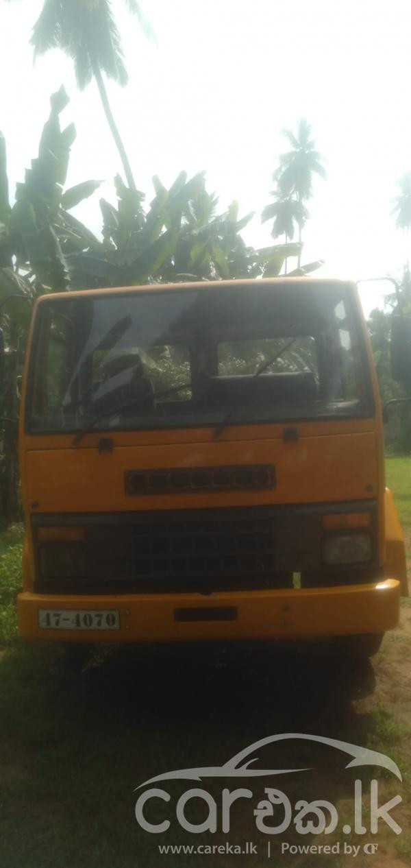 LANKA ASHOK LEYLAND LORRY 1995