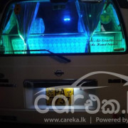 NISSAN CARAVAN 2001