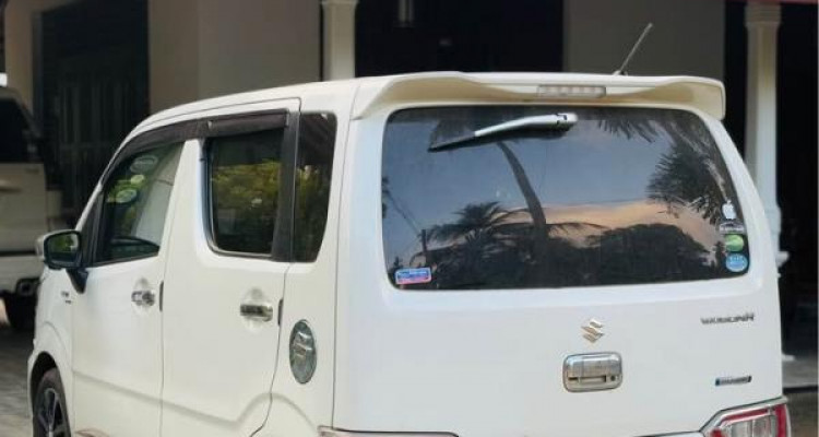 SUZUKI WAGON R FZ 2018