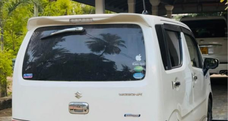 SUZUKI WAGON R FZ 2018