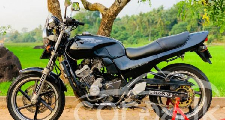 HONDA JADE 2015