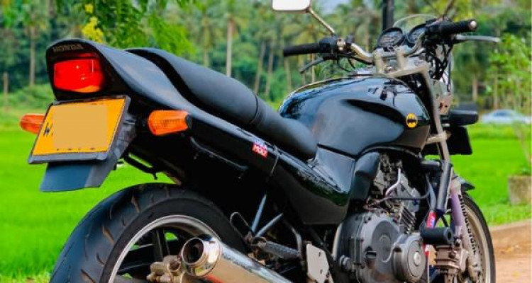 HONDA JADE 2015