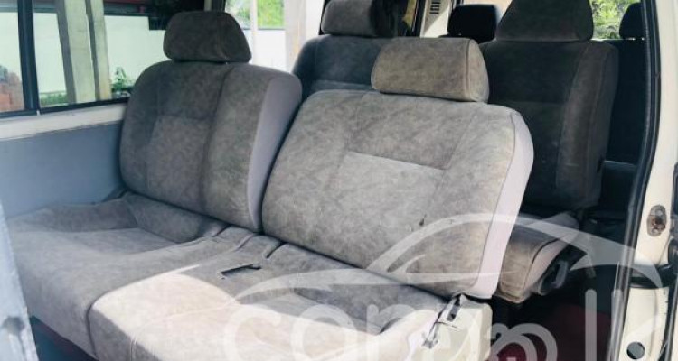 TOYOTA HIACE LH113 1994