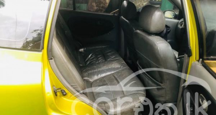KIA RIO 2001