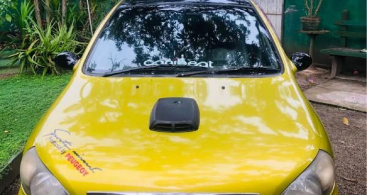KIA RIO 2001