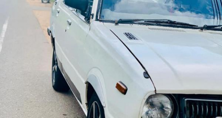 TOYOTA COROLLA KE30 1975