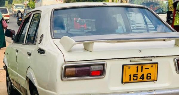 TOYOTA COROLLA KE30 1975
