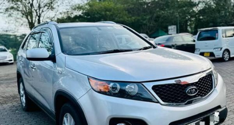 KIA SORENTO 2010