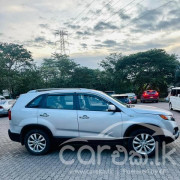 KIA SORENTO 2010