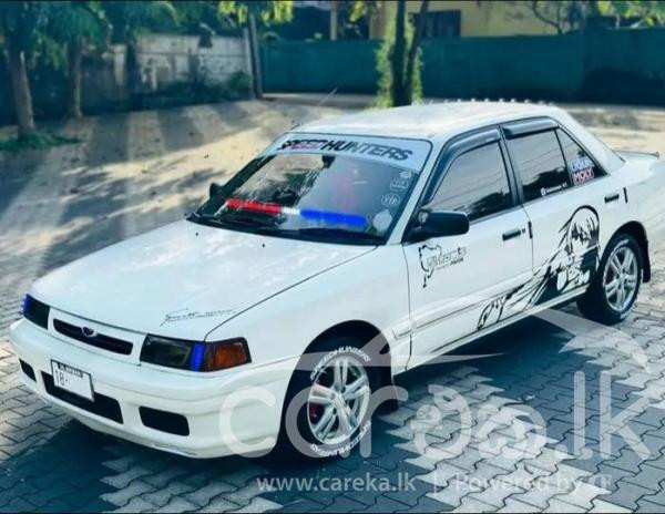 MAZDA FAMILIA 1992