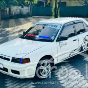MAZDA FAMILIA 1992