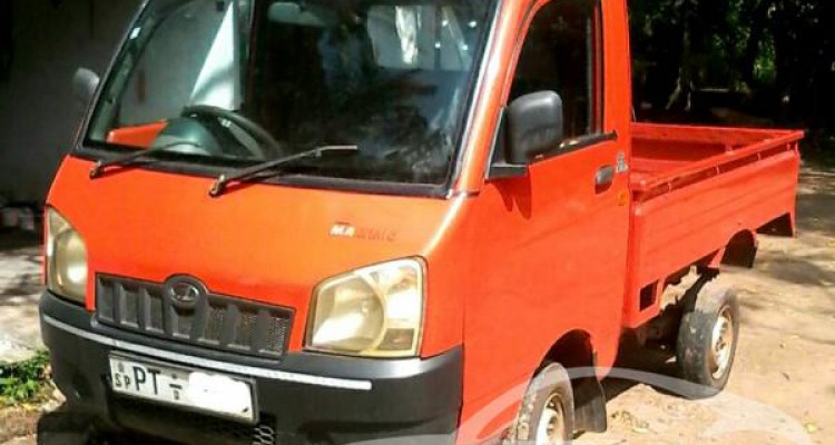 MAHINDRA MAXXIMO 2012