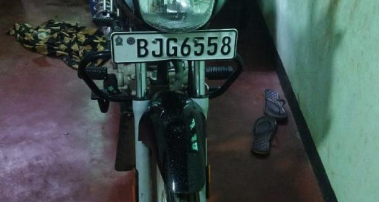 BAJAJ CT100 2024