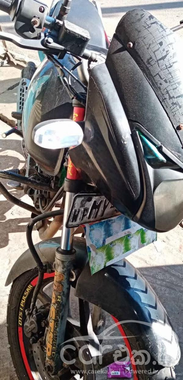 BAJAJ PULSAR 150 2012