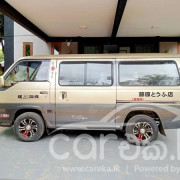 NISSAN CARAVAN 1993