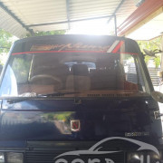 NISSAN CARAVAN 1980