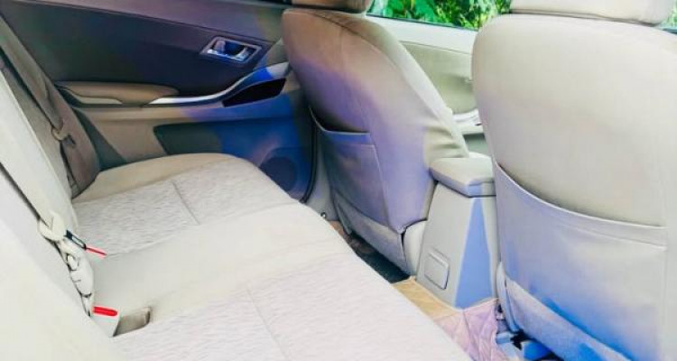 TOYOTA ALLION 260 2010