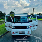 MITSUBISHI MINI MASTER 2006