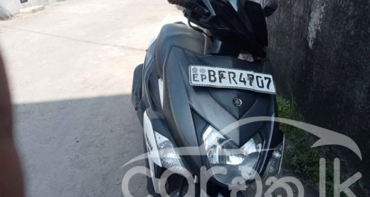 YAMAHA RAY 2017