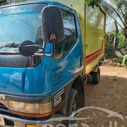 MITSUBISHI CANTER 2000
