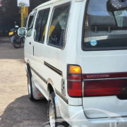 TOYOTA DOLPHIN 1991