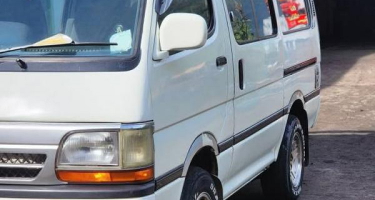 TOYOTA DOLPHIN 1991